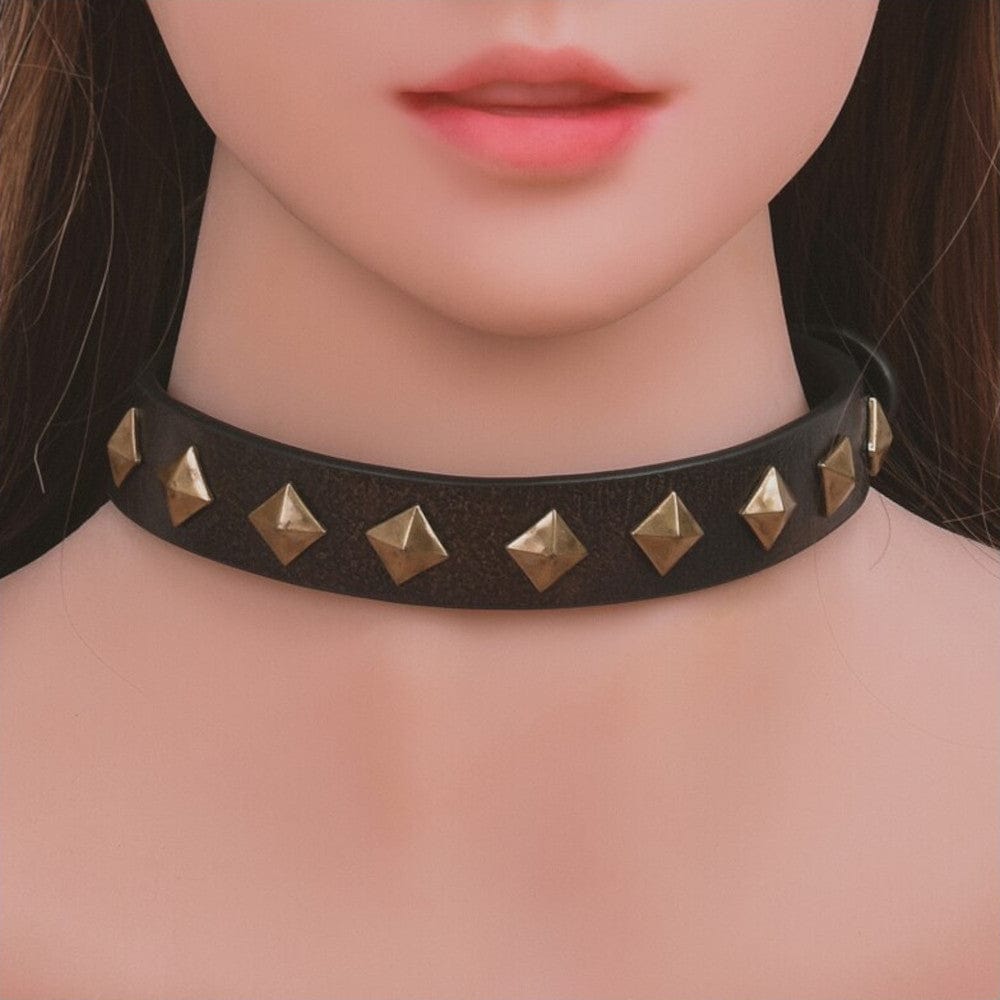 Genuine Vintage Leather Collar - A detailed shot emphasizing the vintage appeal and timeless design of the collar.