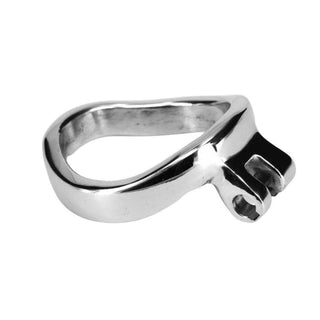 Accessory ring with a smooth texture and precise circular design for a secure and comfortable grip.