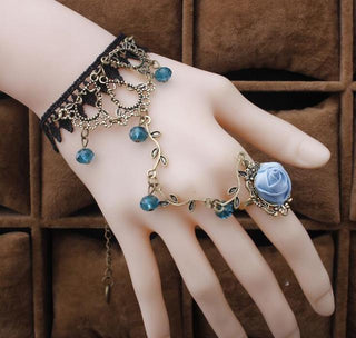 An elegant bracelet with toggle clasps for easy wear, designed for fashion-forward women.
