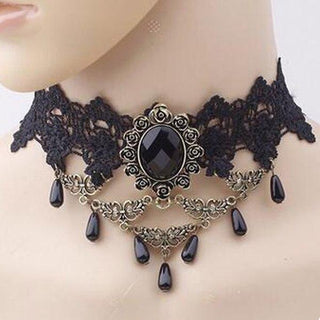 Displaying an image of Gothic Choker Sexy Jewelry, a versatile addition to any outfit, perfect for formal events or everyday wear, adding a touch of sophistication.