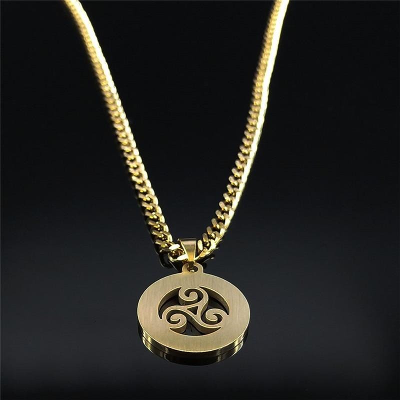 A mesmerizing pendant necklace with Viking Vortex jewelry style, balancing aesthetics and comfort.